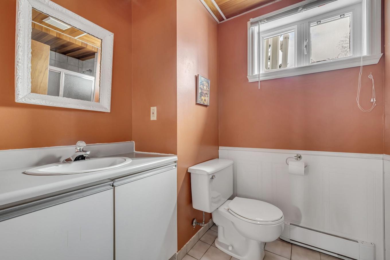 Bathroom - 4801 Av. Magnan, Québec (Charlesbourg), QC - Indoor Photo Showing Bathroom