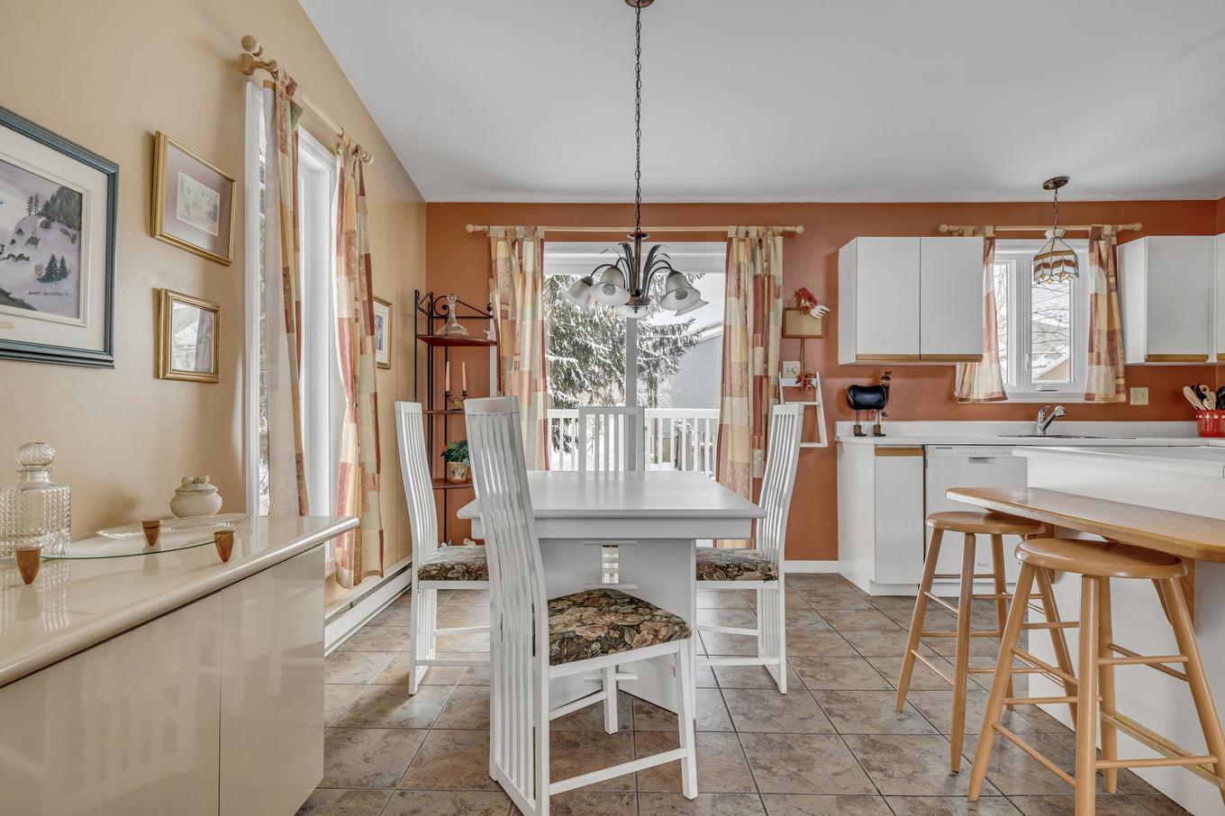Dining room - 4801 Av. Magnan, Québec (Charlesbourg), QC - Indoor