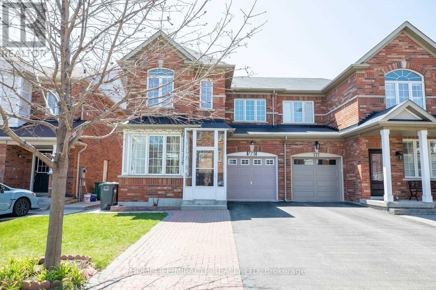 775 Millworks Crescent, Mississauga, ON - Outdoor With Facade