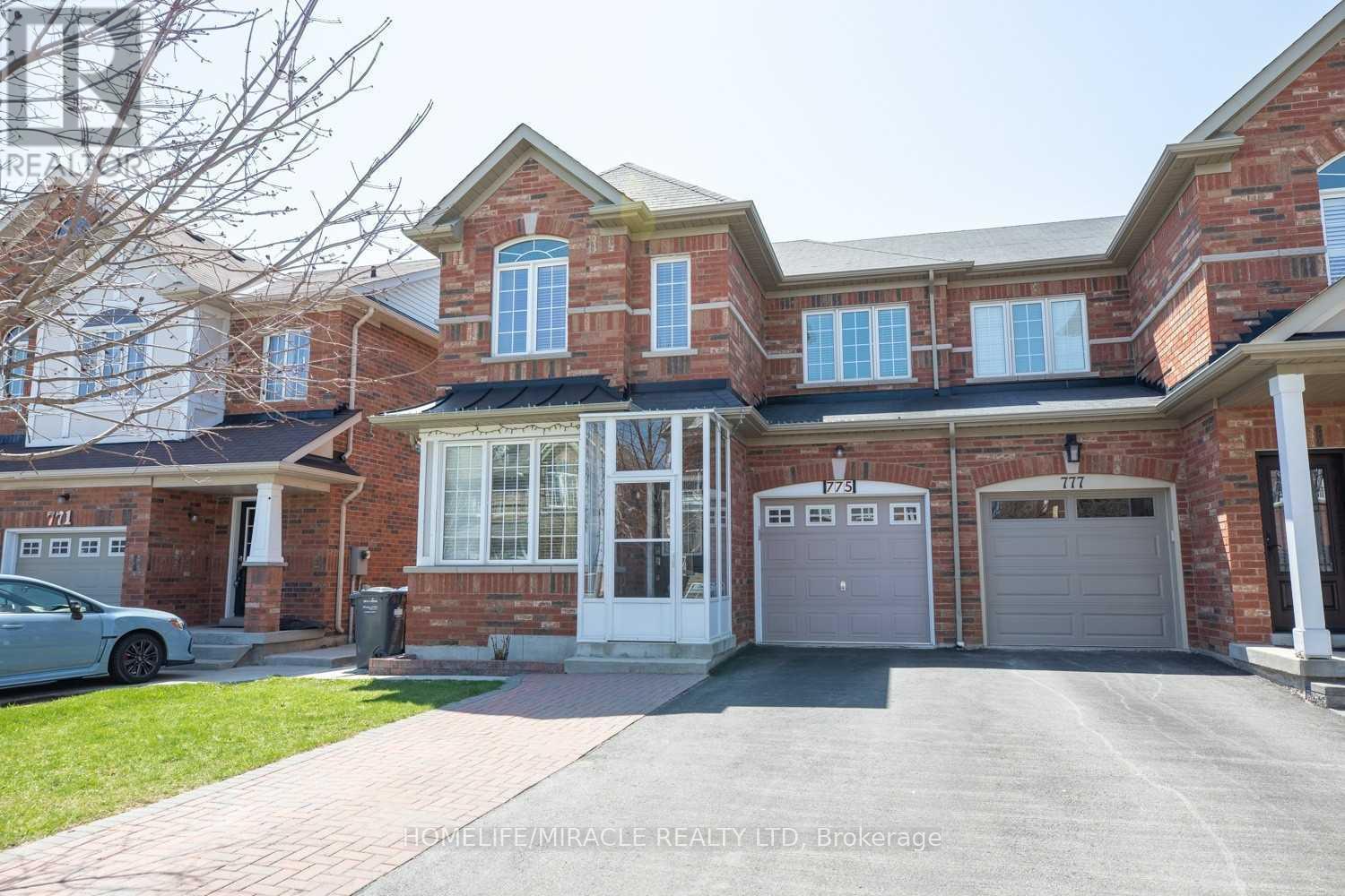 775 Millworks Crescent, Mississauga, ON - Outdoor With Facade