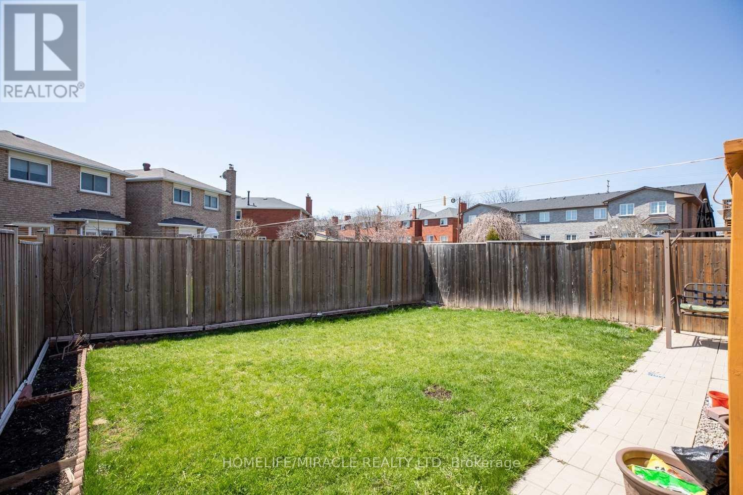 775 Millworks Crescent, Mississauga, ON - Outdoor