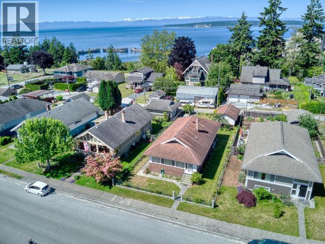 5751 Maple Ave, Powell River, BC - Outdoor With Body Of Water With View