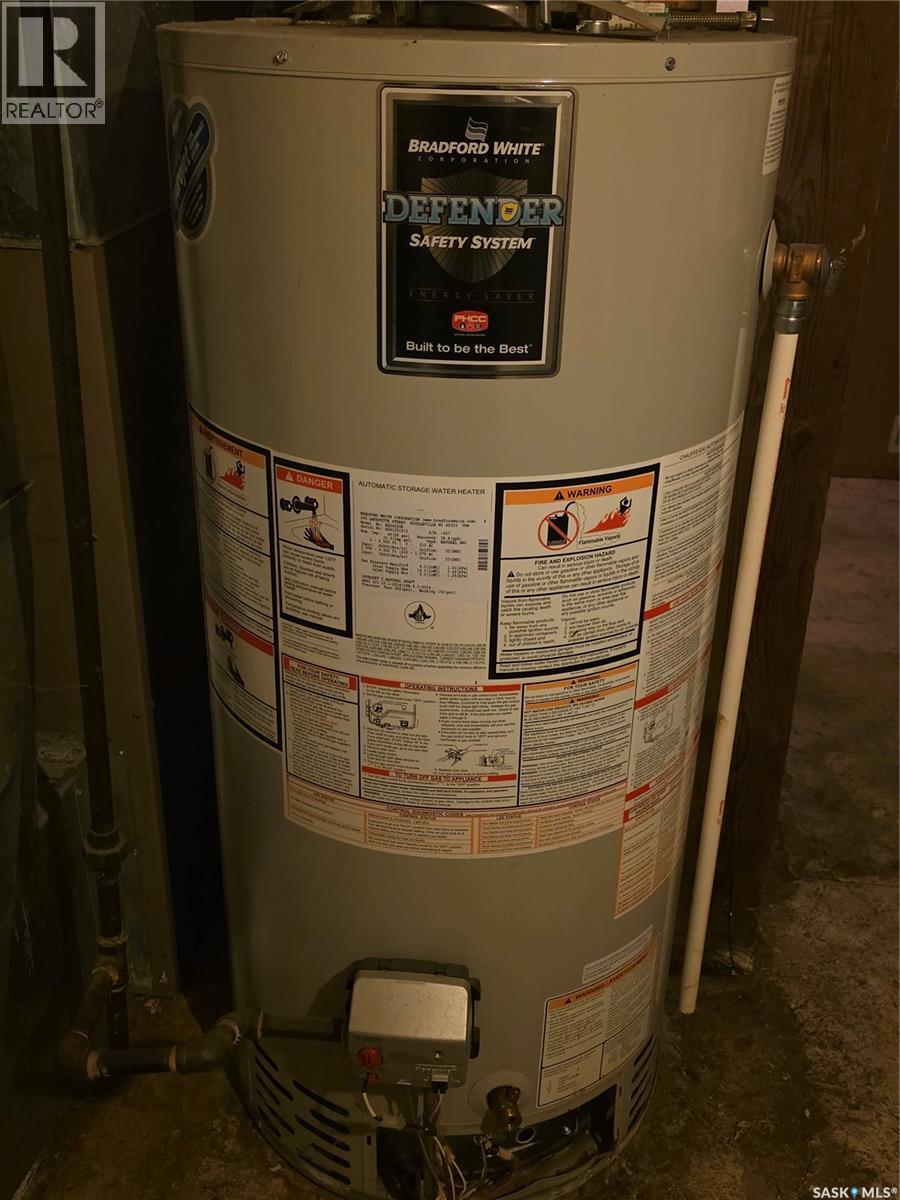 701 3Rd Street, Estevan, SK - Indoor Photo Showing Basement