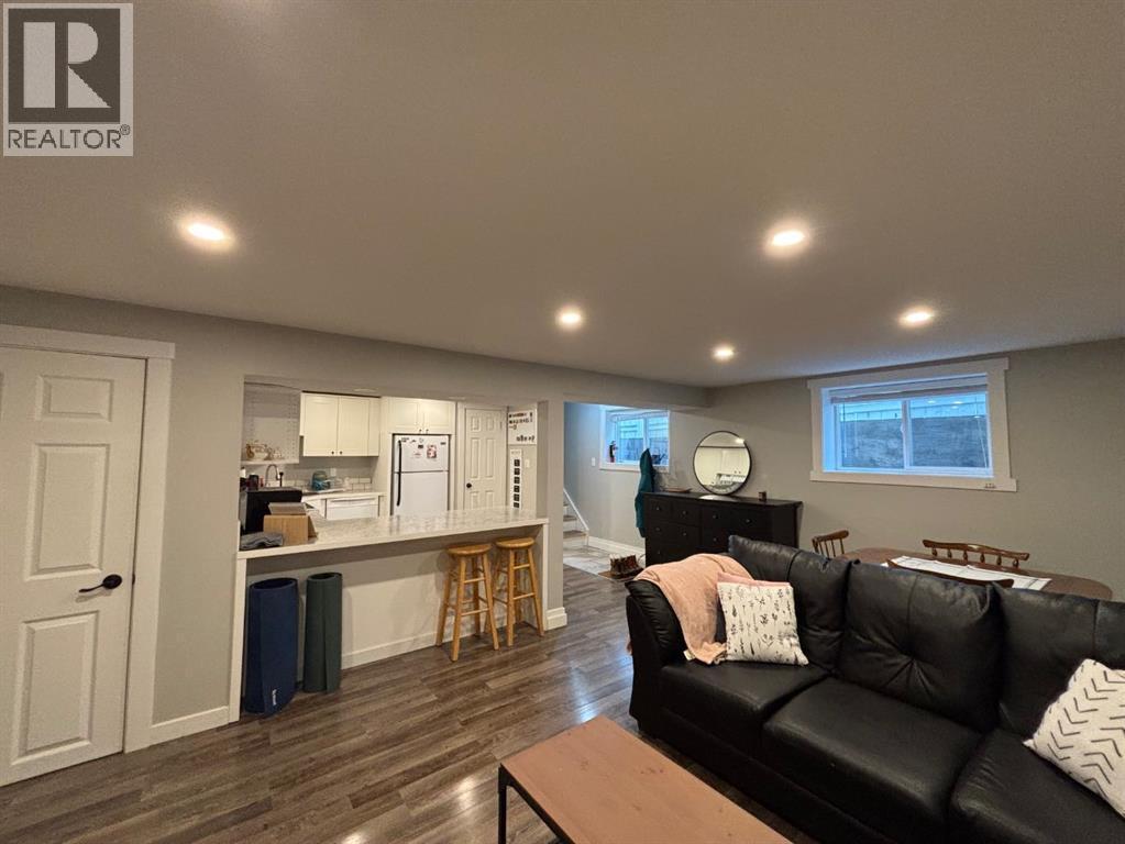 2118 16 Avenue S, Lethbridge, AB - Indoor Photo Showing Basement