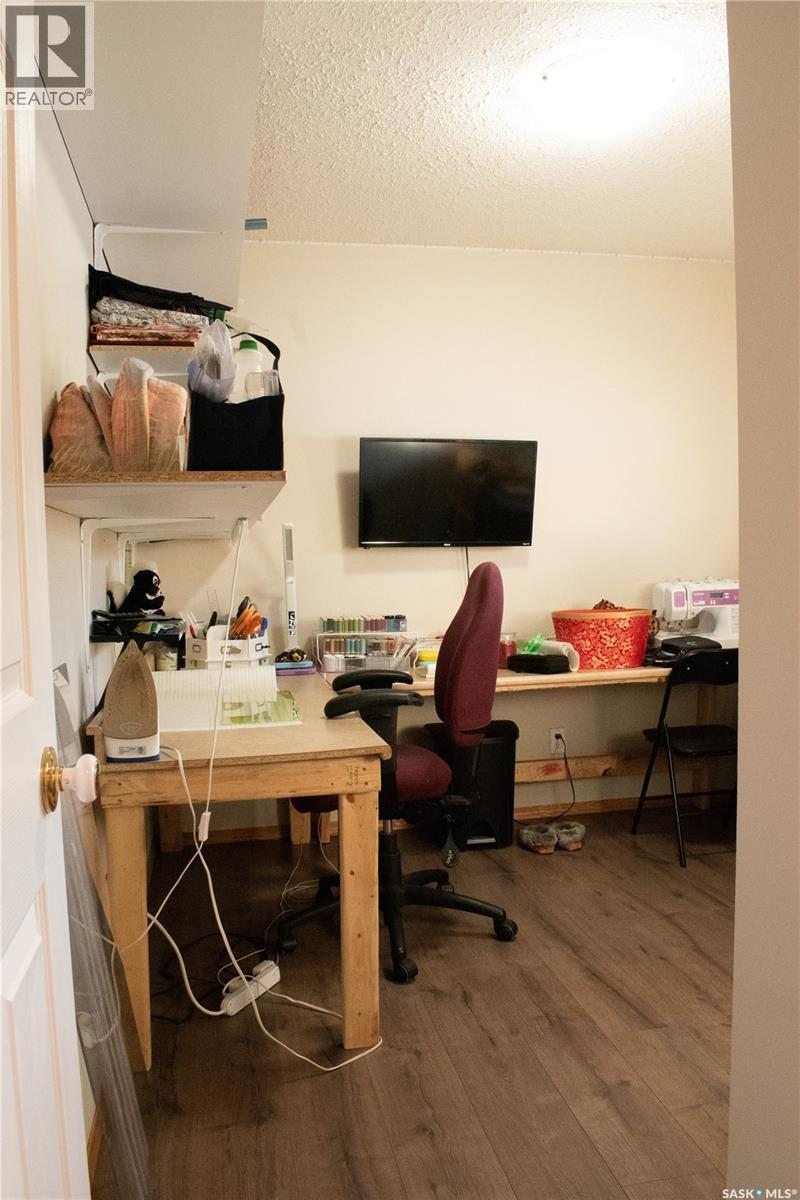 2907 15Th Avenue E, Prince Albert, SK - Indoor Photo Showing Office