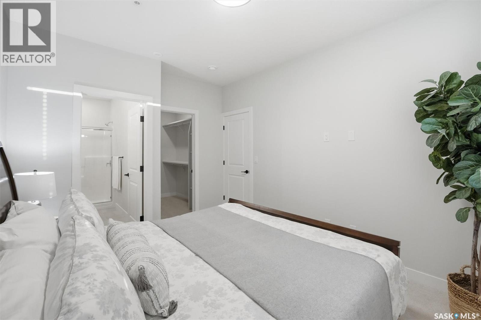 1203 101 Secord Way, Saskatoon, SK - Indoor Photo Showing Bedroom