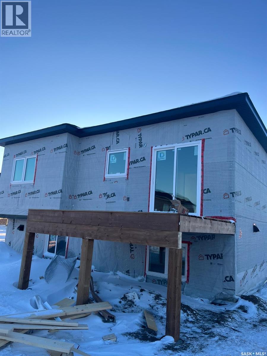 983 Nightingale Bend, Saskatoon, SK - Outdoor