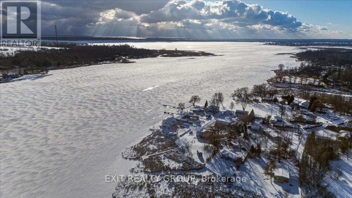 33 Willow Point Road, Brighton, ON - Outdoor With Body Of Water With View