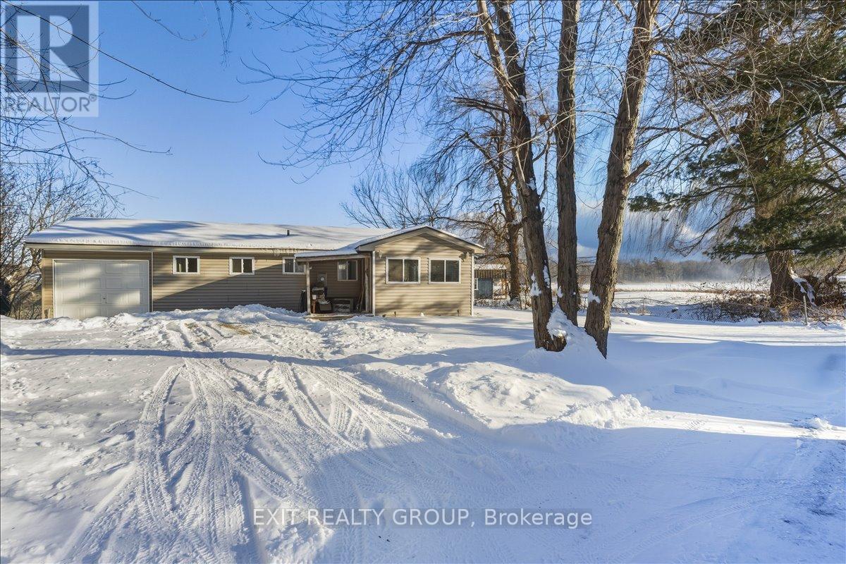 33 Willow Point Road, Brighton, ON - Outdoor