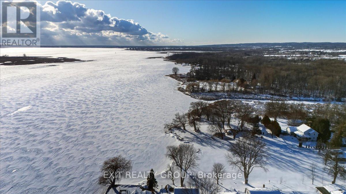 33 Willow Point Road, Brighton, ON - Outdoor With Body Of Water With View