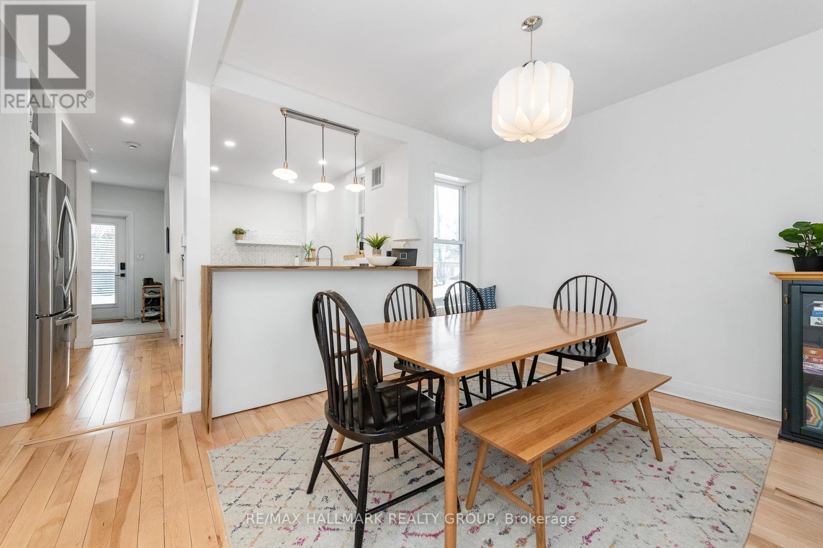 133 Bayswater Avenue, Ottawa, ON - Indoor Photo Showing Dining Room