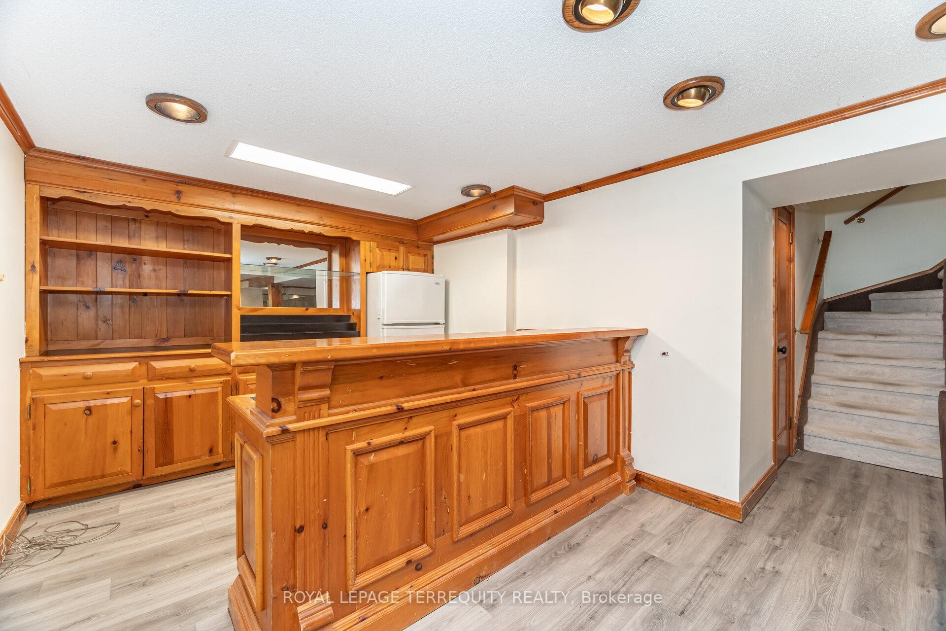 4085 Wheelwright Crescent, Mississauga, ON - Indoor Photo Showing Other Room