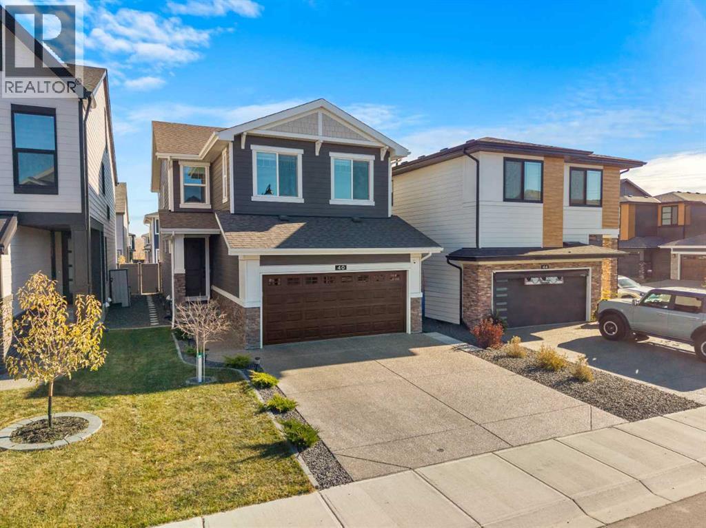 40 West Grove Link Sw, Calgary, AB - Outdoor With Facade