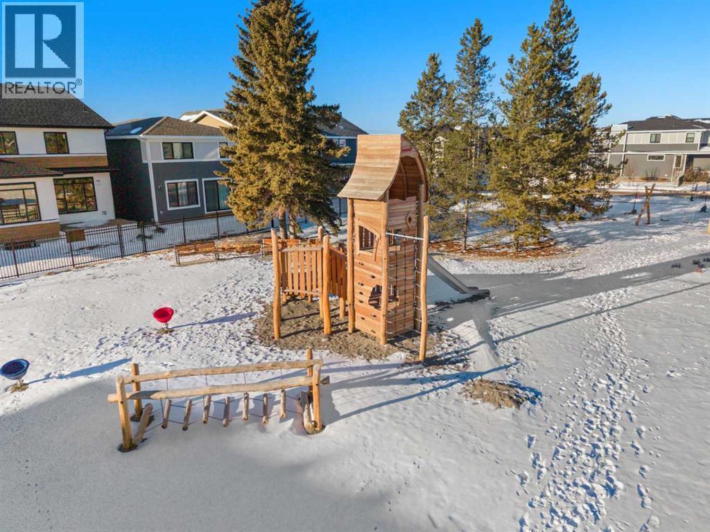 40 West Grove Link Sw, Calgary, AB - Outdoor