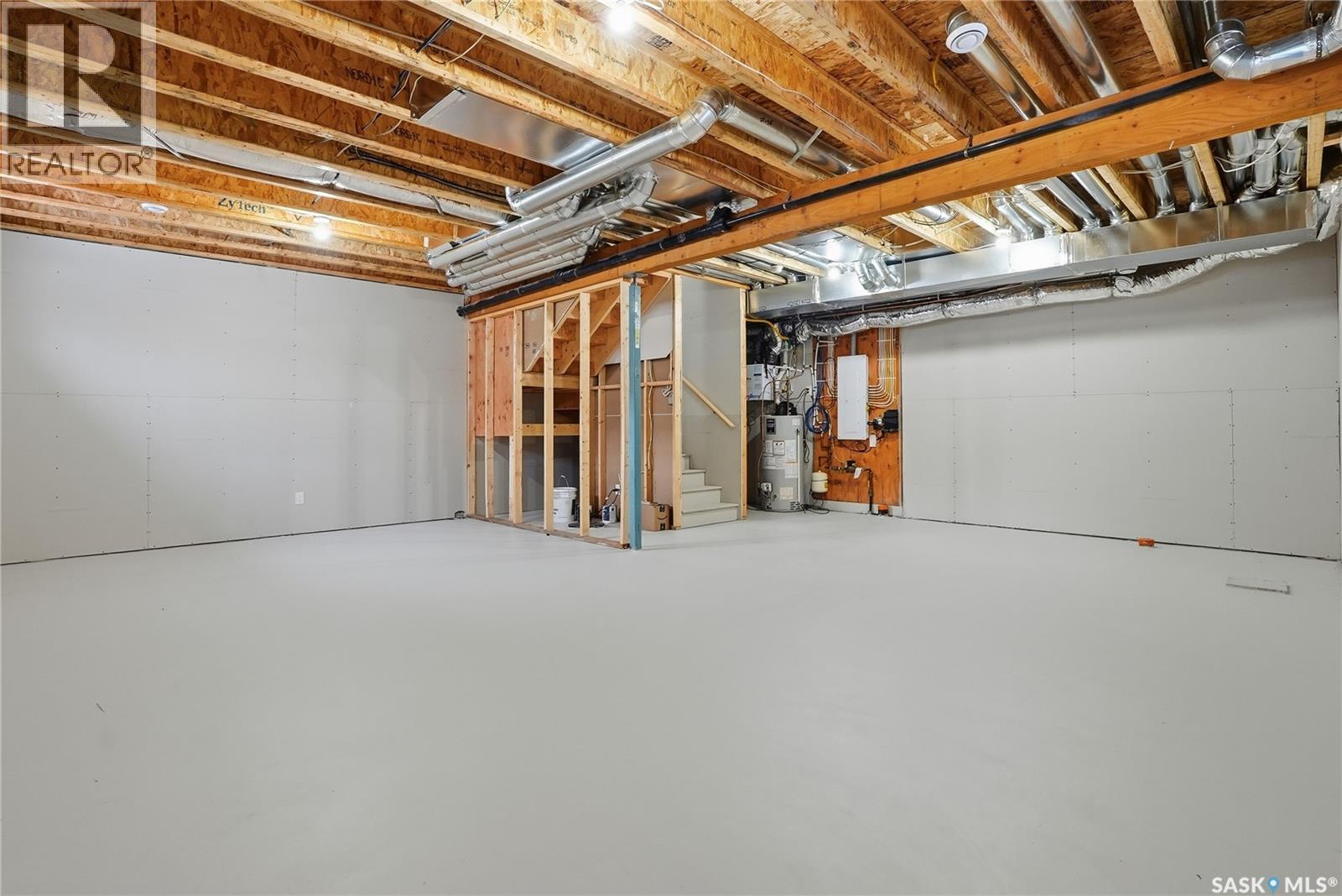 330 Aniskotaw Bend, Saskatoon, SK - Indoor Photo Showing Basement