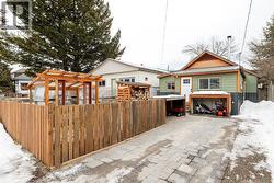 1082 5th Avenue Fernie, BC V0B 1M0