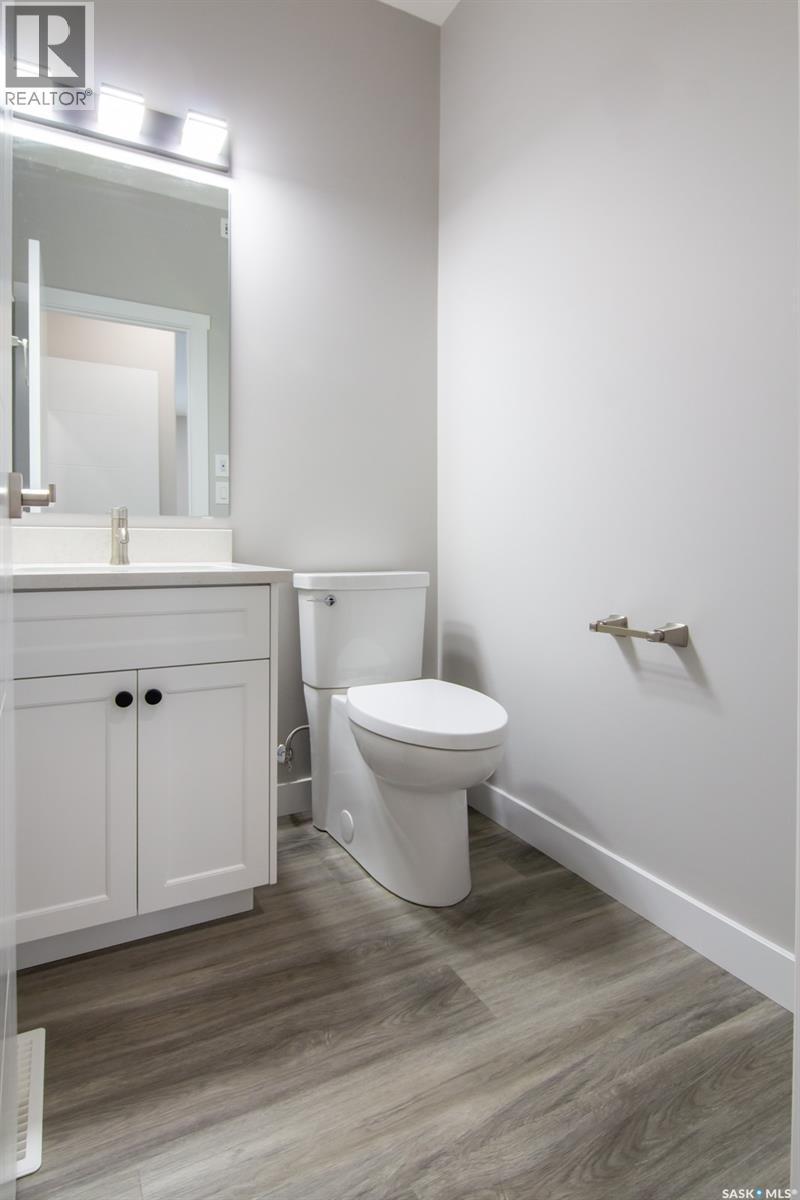 203 Sharma Lane, Saskatoon, SK - Indoor Photo Showing Bathroom
