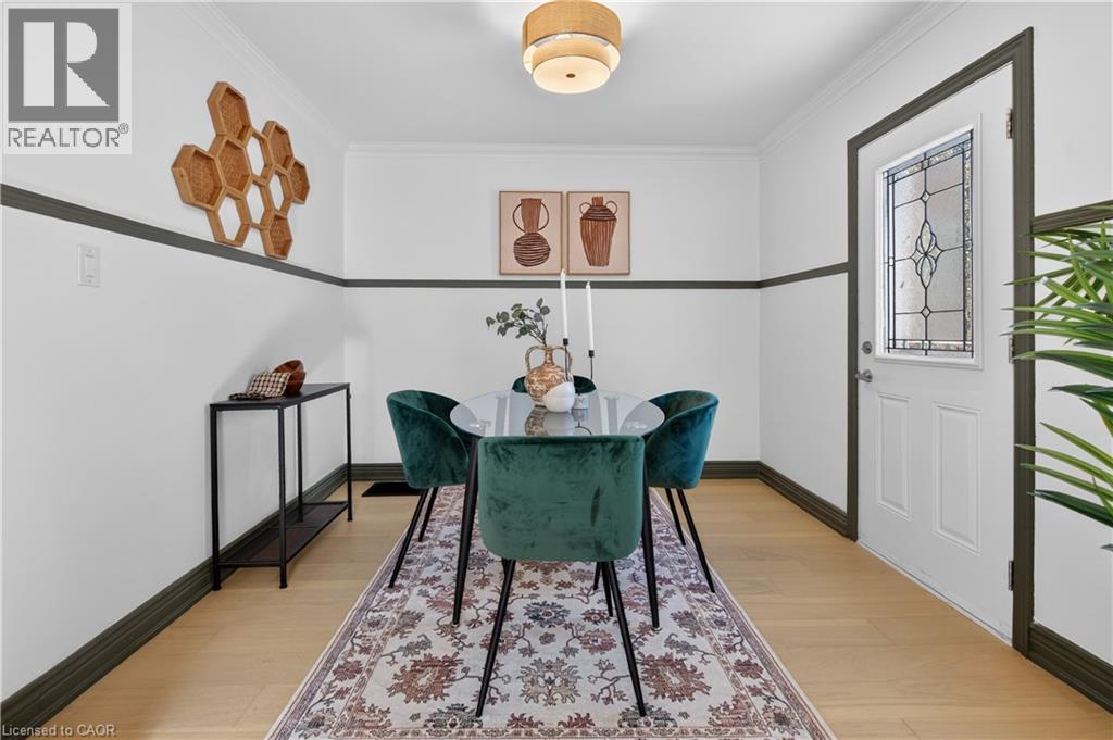 3 East 35Th Street, Hamilton, ON - Indoor