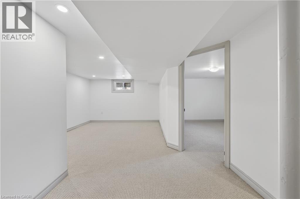 3 East 35Th Street, Hamilton, ON - Indoor