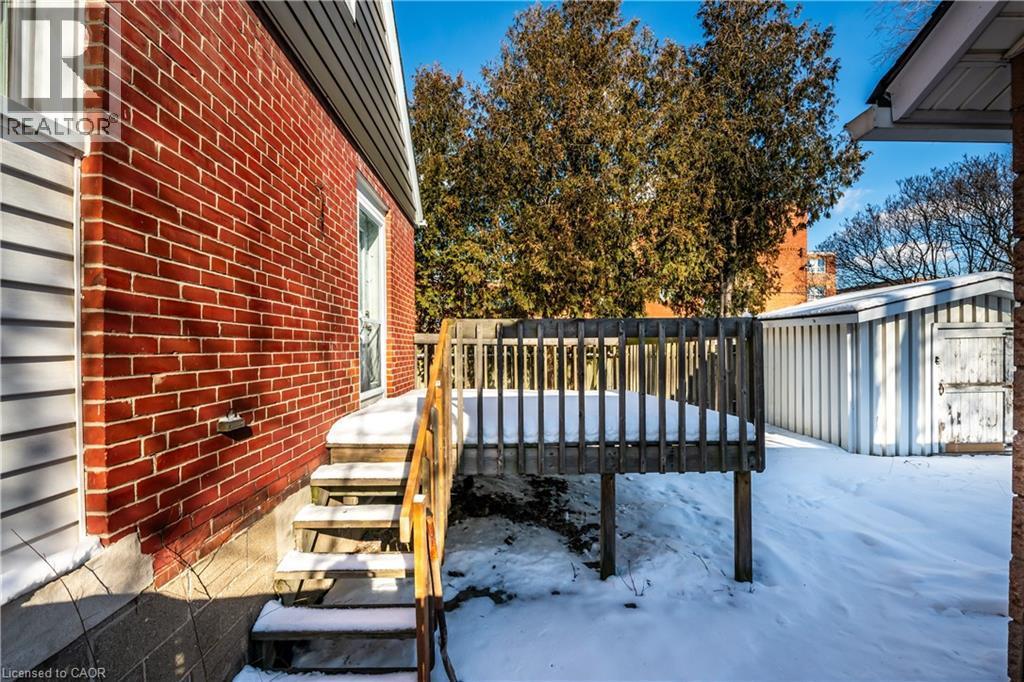 3 East 35Th Street, Hamilton, ON - Outdoor