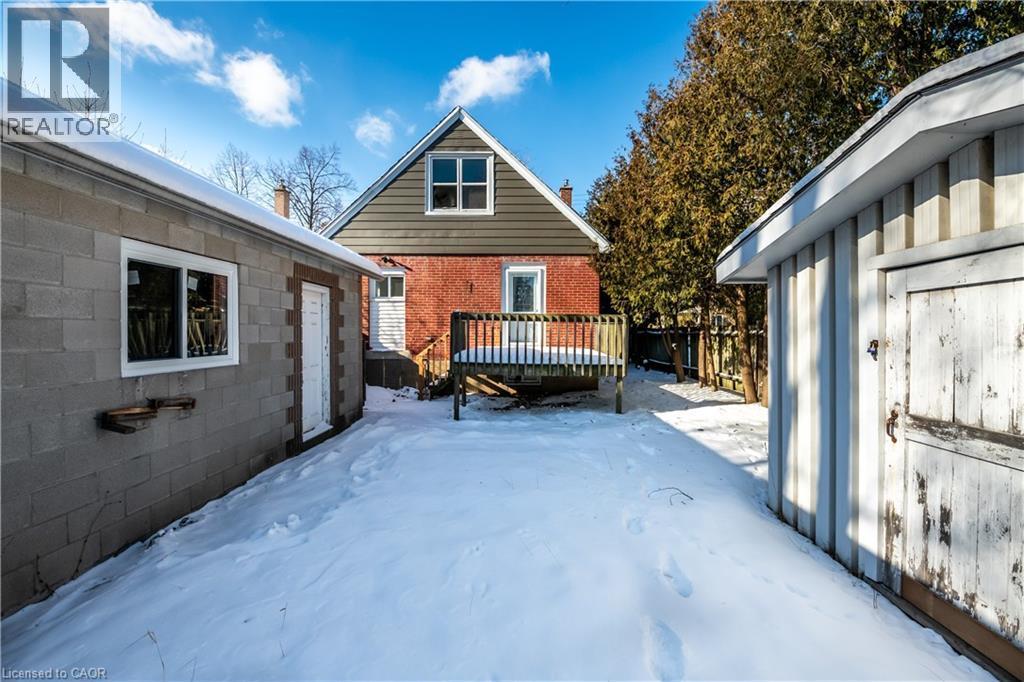 3 East 35Th Street, Hamilton, ON - Outdoor With Exterior