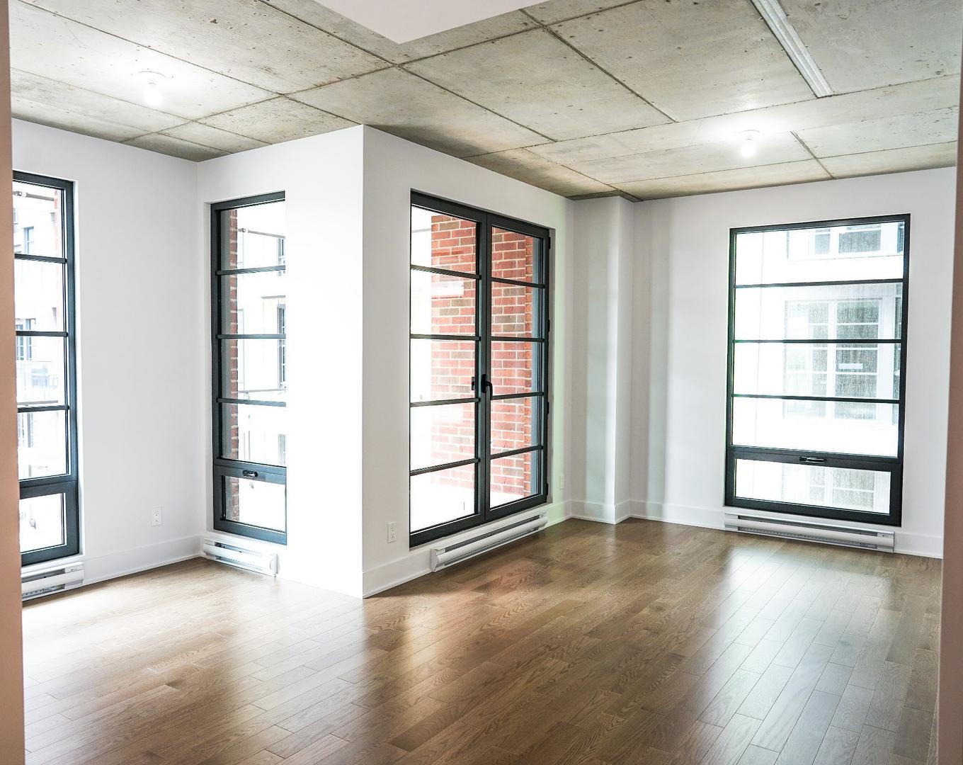 Living room - 409-1320 Rue Olier, Montréal (Le Sud-Ouest), QC - Indoor Photo Showing Other Room