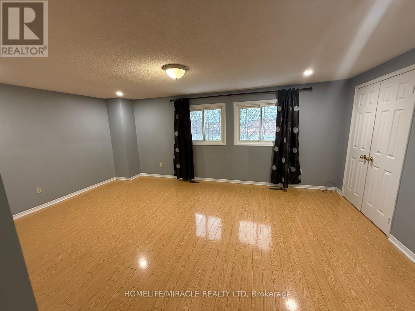 32 Hendricks Crescent, Brampton, ON - Indoor Photo Showing Other Room