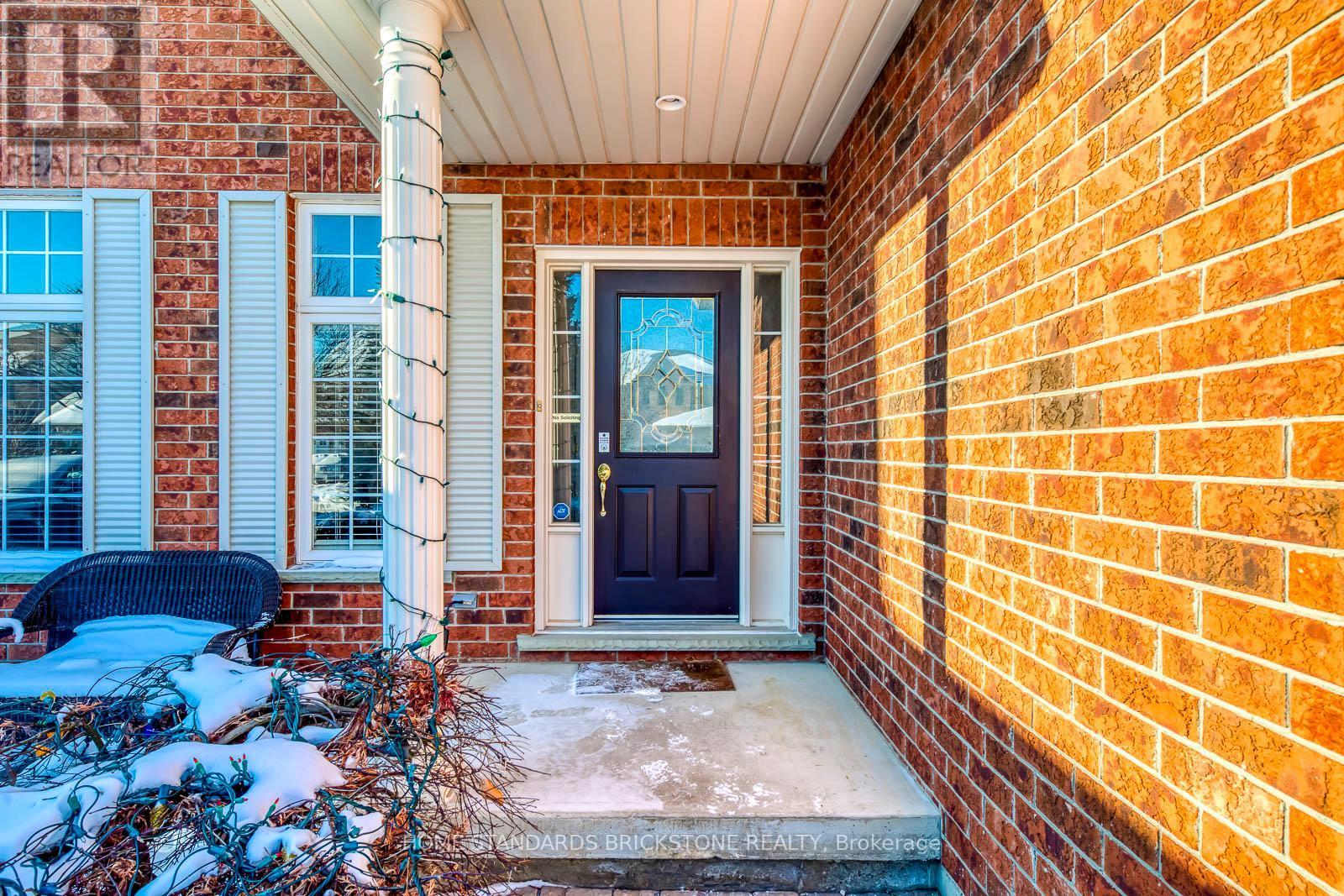 2120 Dalecroft Crescent, Burlington, ON - Outdoor