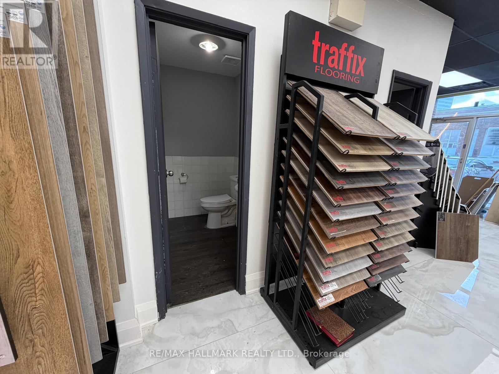 Bathroom 2 - 7 - 39 Glen Cameron Road, Markham, ON