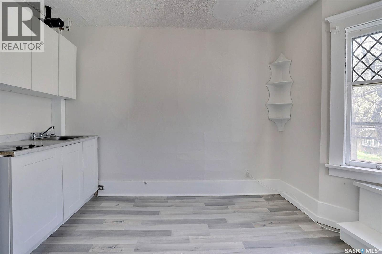 2263 Osler Street, Regina, SK - Indoor