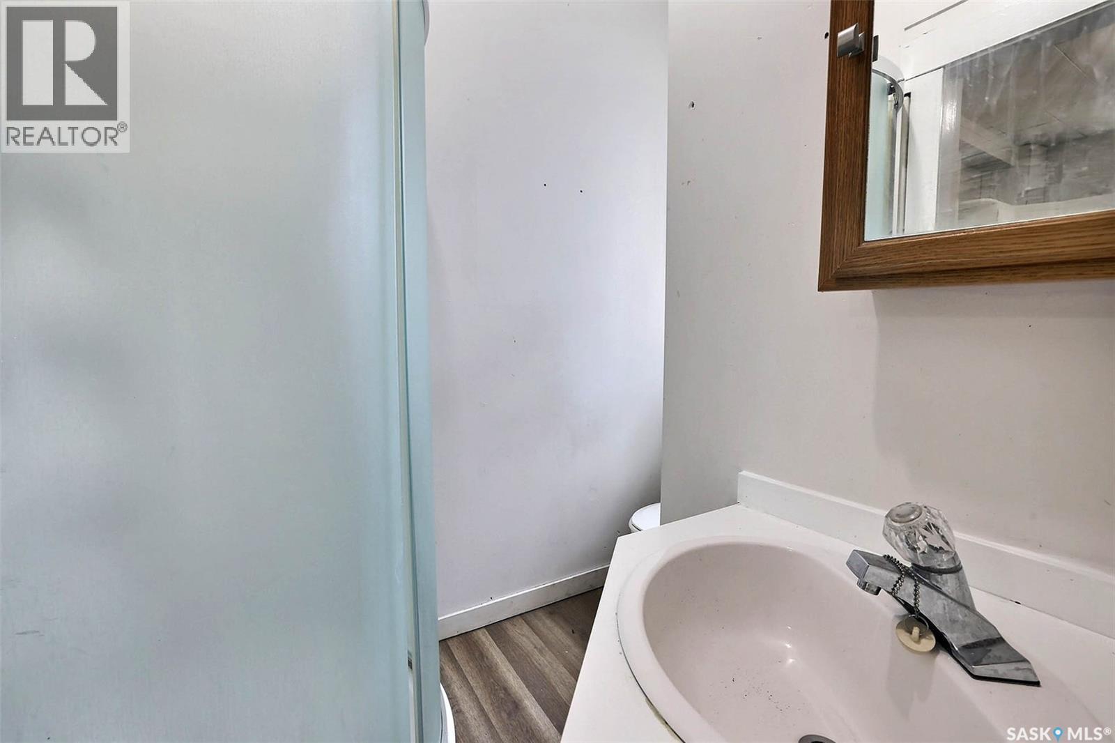 2263 Osler Street, Regina, SK - Indoor Photo Showing Bathroom
