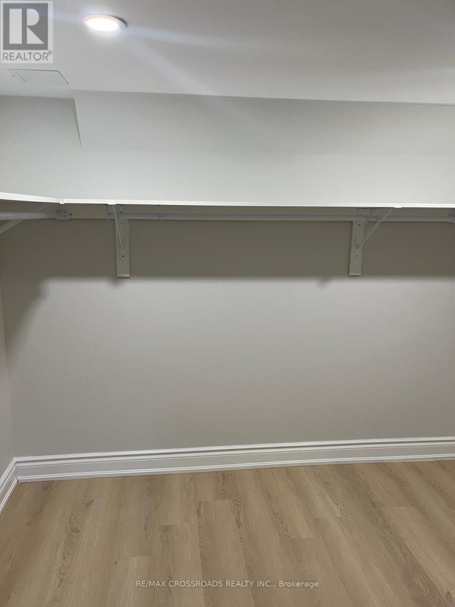 3119 Mcdowell Drive, Mississauga, ON - Indoor With Storage