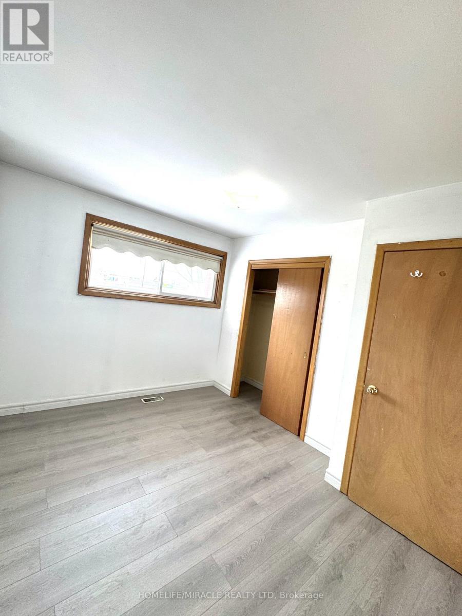 20 Terrace Drive, Hamilton, ON - Indoor Photo Showing Other Room