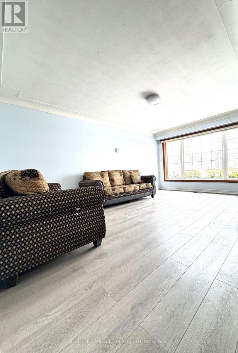 20 Terrace Drive, Hamilton, ON - Outdoor