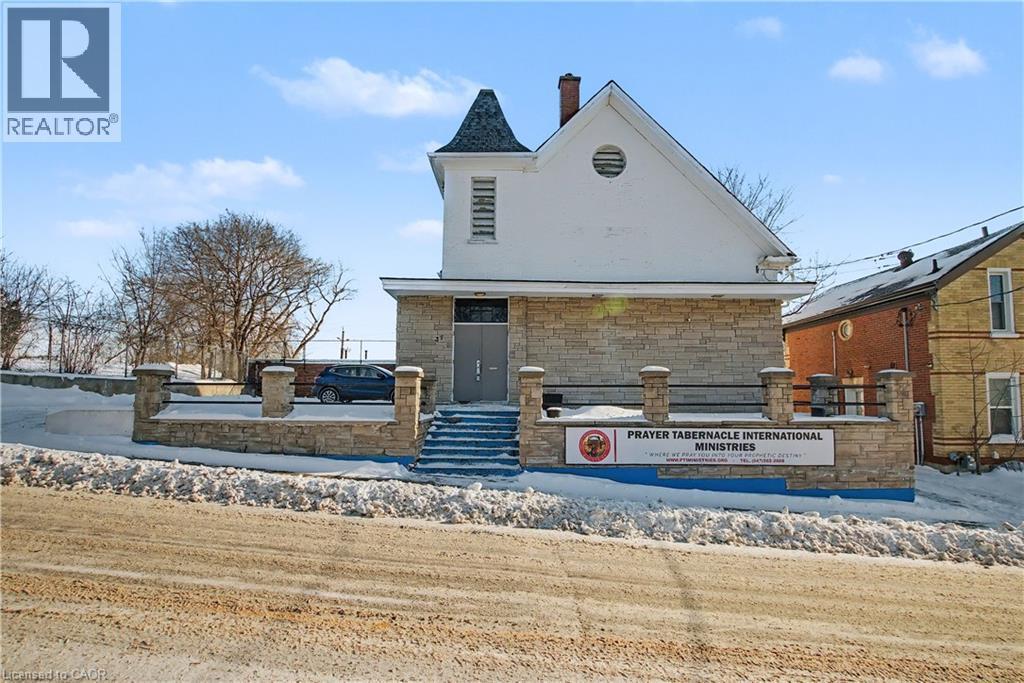 37 Wellington Street, Cambridge, ON