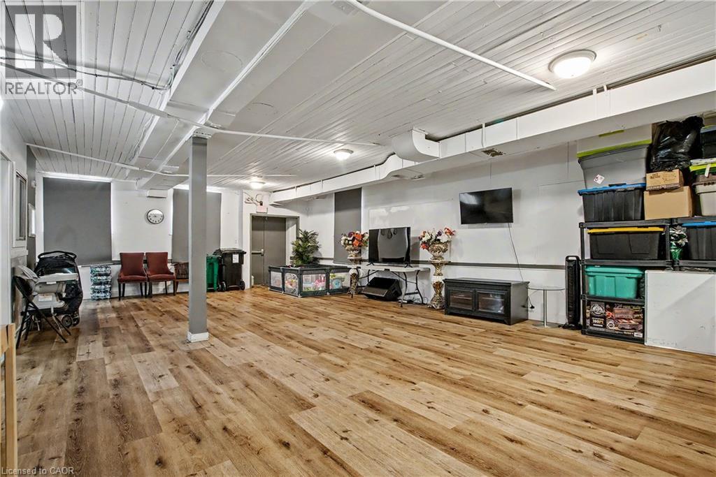 37 Wellington Street, Cambridge, ON