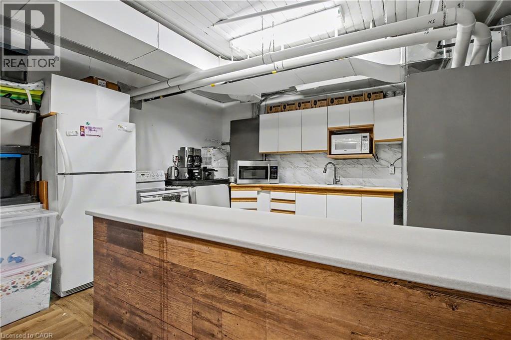 37 Wellington Street, Cambridge, ON