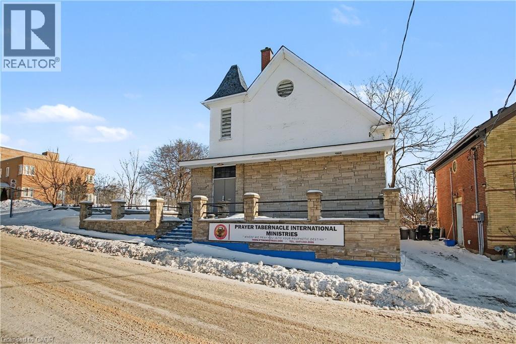 37 Wellington Street, Cambridge, ON