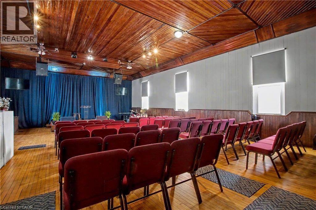 sanctuary from front door - 37 Wellington Street, Cambridge, ON