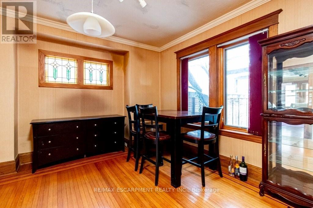 88 Cline Avenue N, Hamilton, ON - Indoor