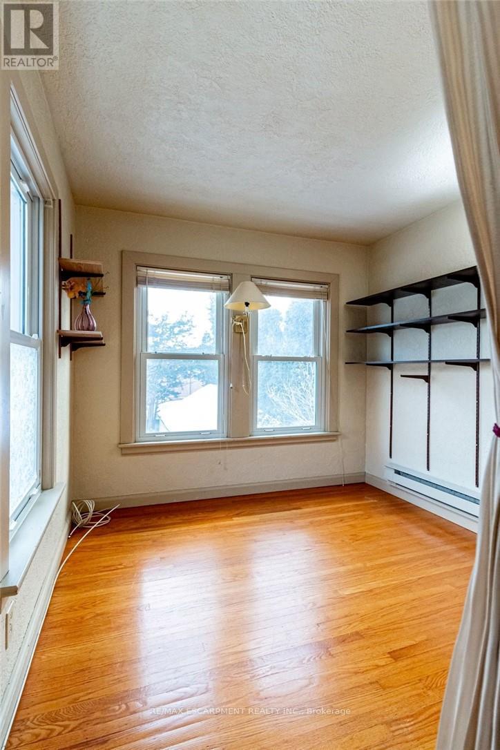 88 Cline Avenue N, Hamilton, ON - Indoor Photo Showing Other Room
