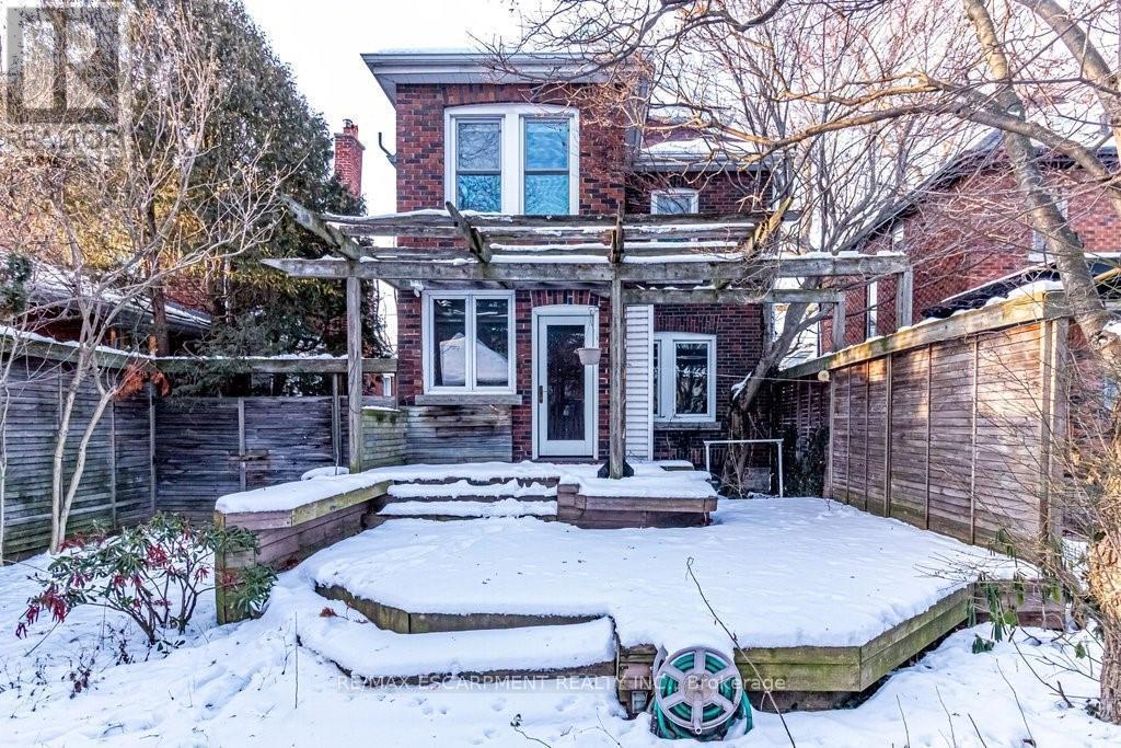 88 Cline Avenue N, Hamilton, ON - Outdoor