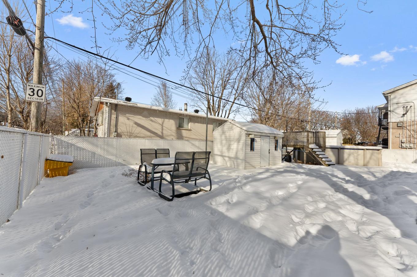 Cour - 13655 Rue Prince-Arthur, Montréal (Rivière-Des-Prairies/Pointe-Aux-Trembles), QC - Outdoor