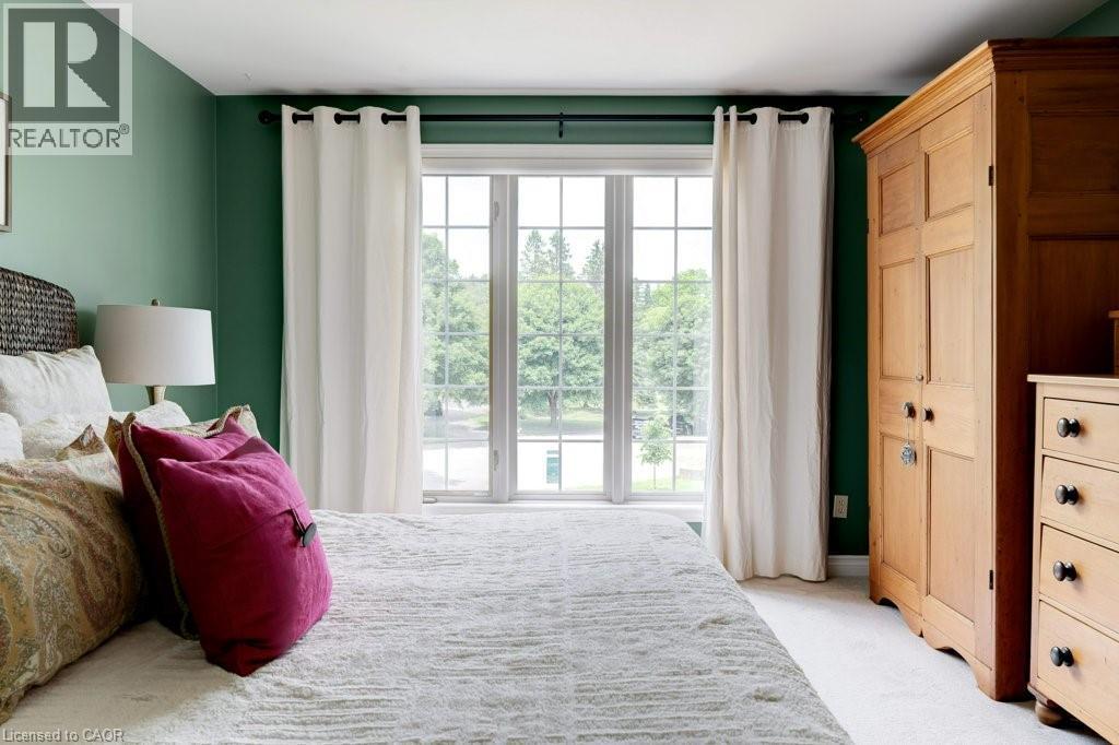 6365 Breckenridge Place, Burlington, ON - Indoor Photo Showing Bedroom
