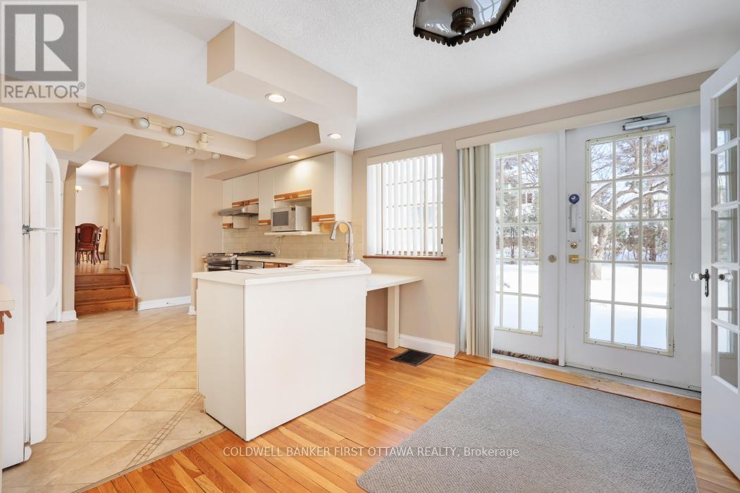 413 Island Park Drive, Ottawa, ON - Indoor Photo Showing Kitchen