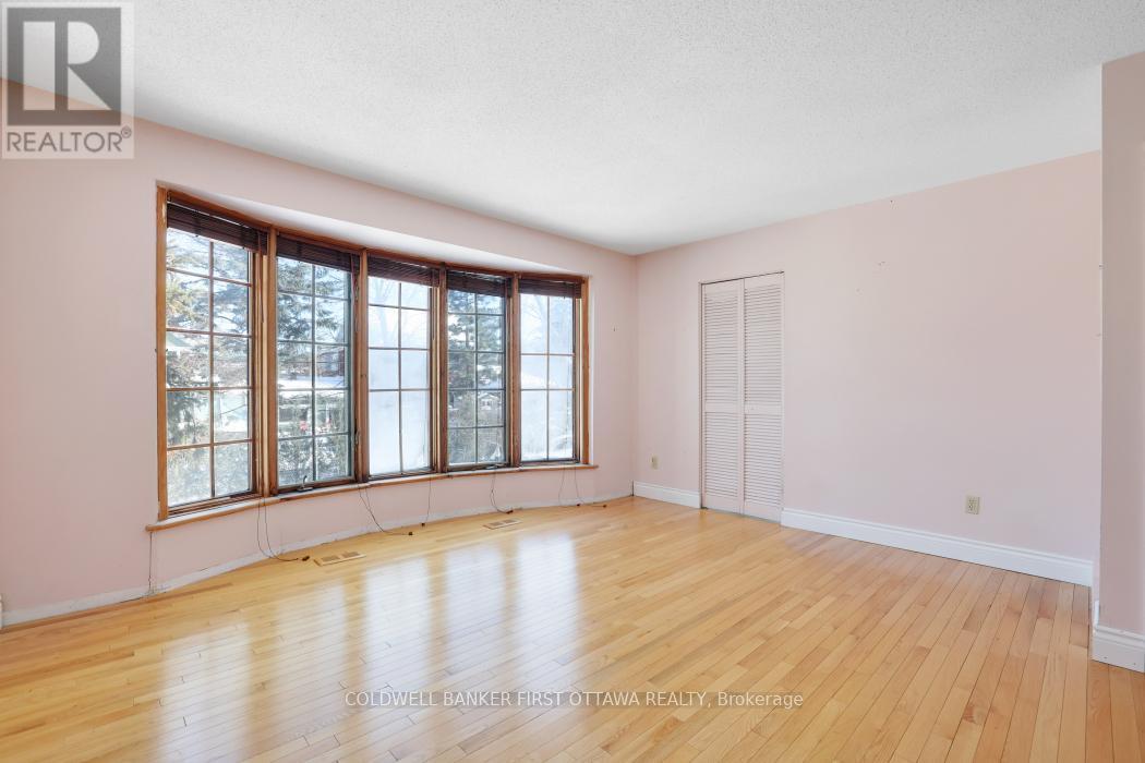 413 Island Park Drive, Ottawa, ON - Indoor Photo Showing Other Room