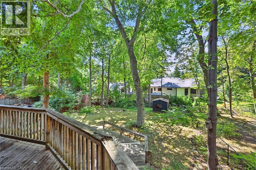 768 King Road, Burlington, ON - Outdoor