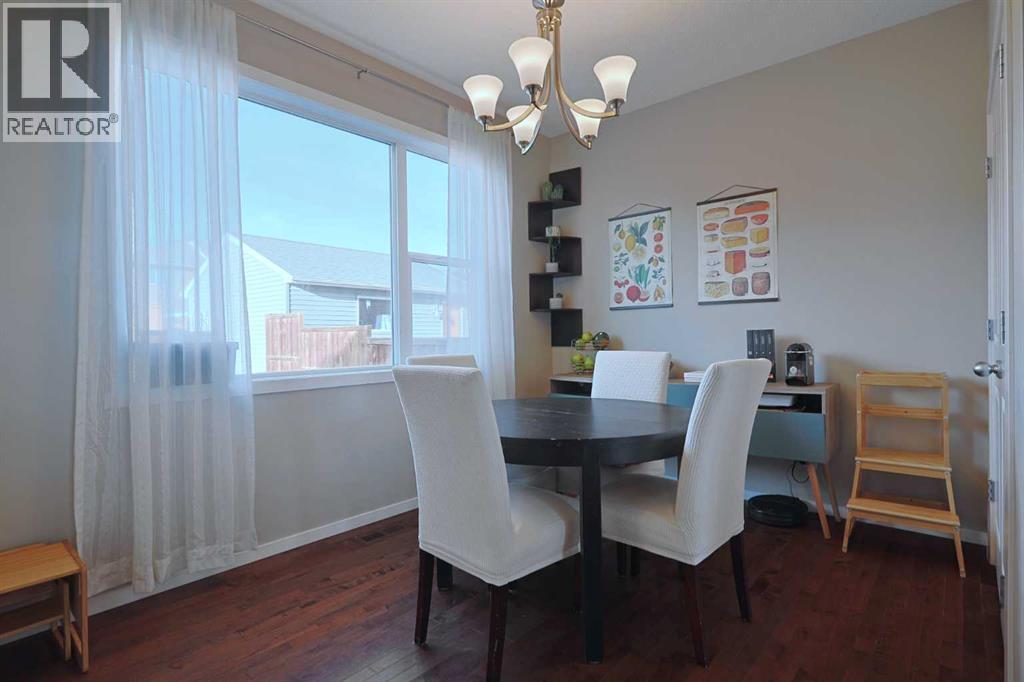 27 Nolanlake Point Nw, Calgary, AB - Indoor Photo Showing Dining Room