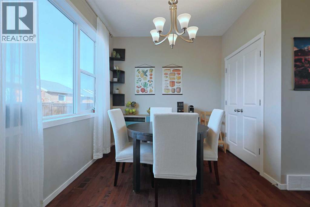 27 Nolanlake Point Nw, Calgary, AB - Indoor Photo Showing Dining Room