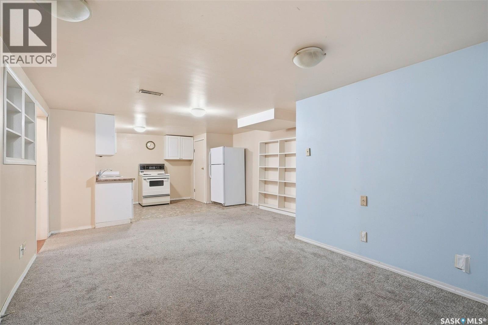 1128 4Th Street E, Saskatoon, SK - Indoor Photo Showing Other Room